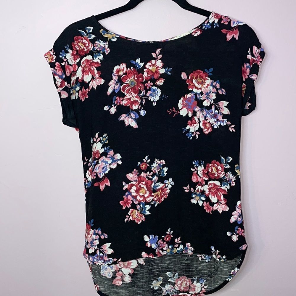 Pink Republic floral print top, Size XS‎
